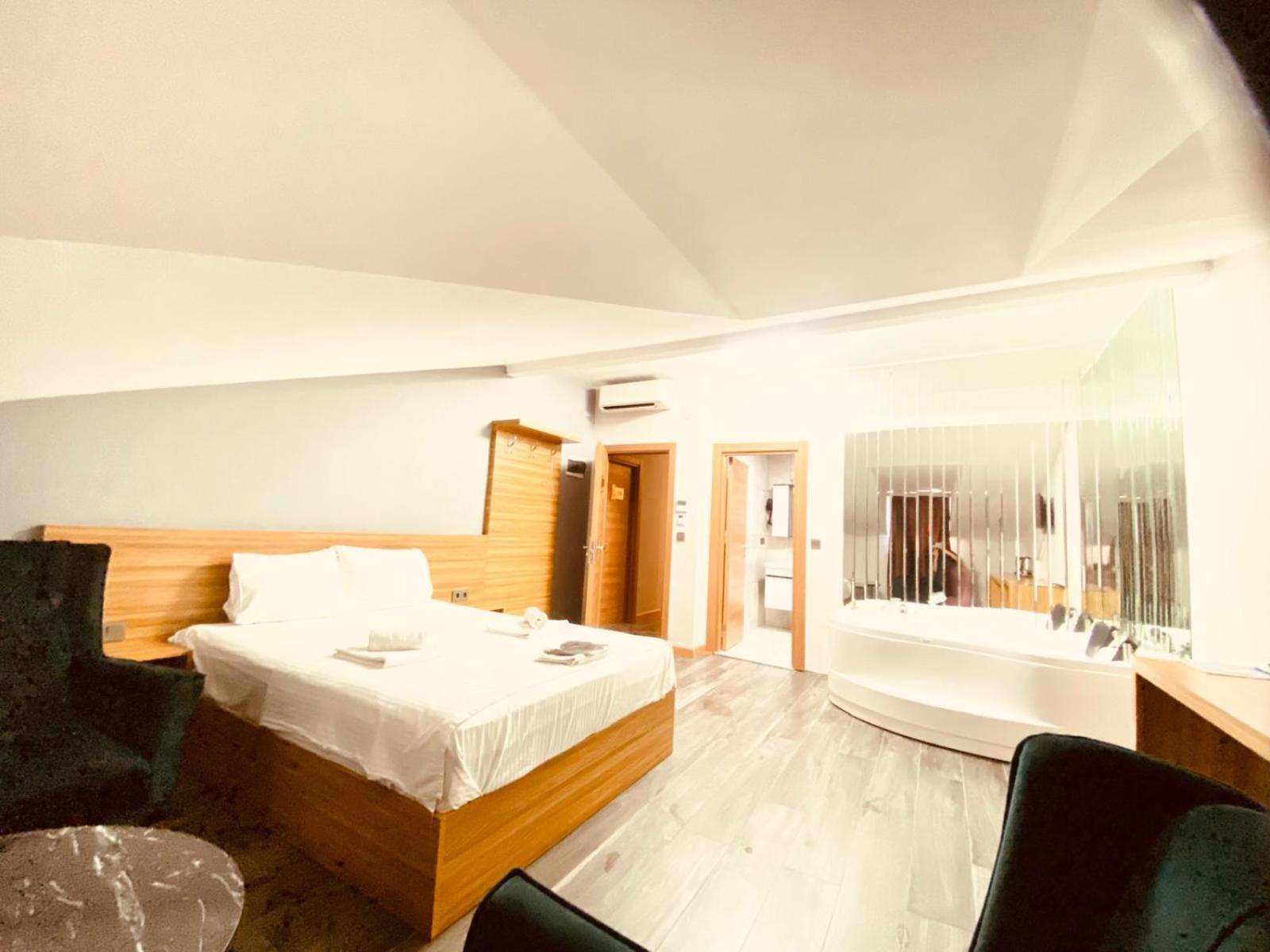 Waves Hotel Istanbul Ngoại thất bức ảnh